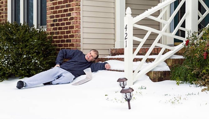 Mơ thấy bị té ngã ý nghĩa tâm linh ra sao? Đánh số gì trúng? 2 Mơ thấy té ngã đánh số gì trúng?