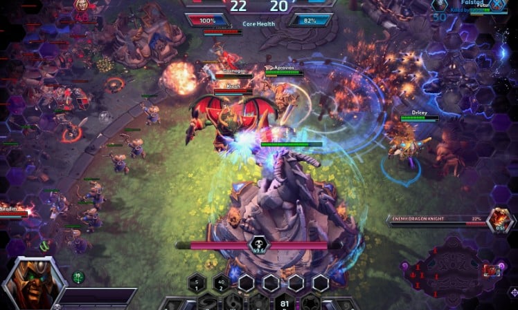 Lối chơi và cơ chế chiến đấu trong Heroes of the Storm